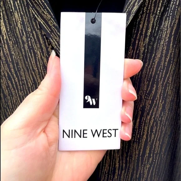 Nine West black and gold sleeveless kit top - Picture 5 of 8